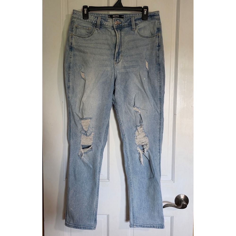 Hollister Ultra High-Rise Mom Jeans Light Wash Distressed Ripped 12R W31R